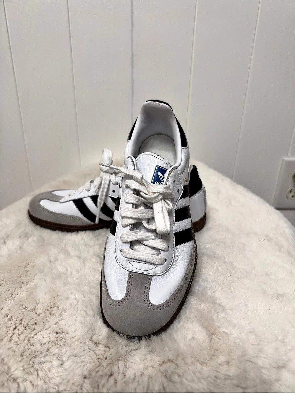adidas Samba OG White Black Sneakers US 5 Like New